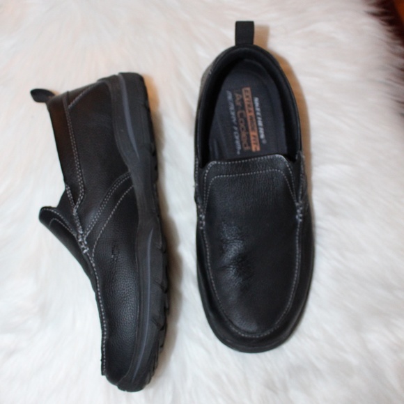 Skechers, extra wide fit Air cooled memory foam slip on shoes - Picture 1 of 11